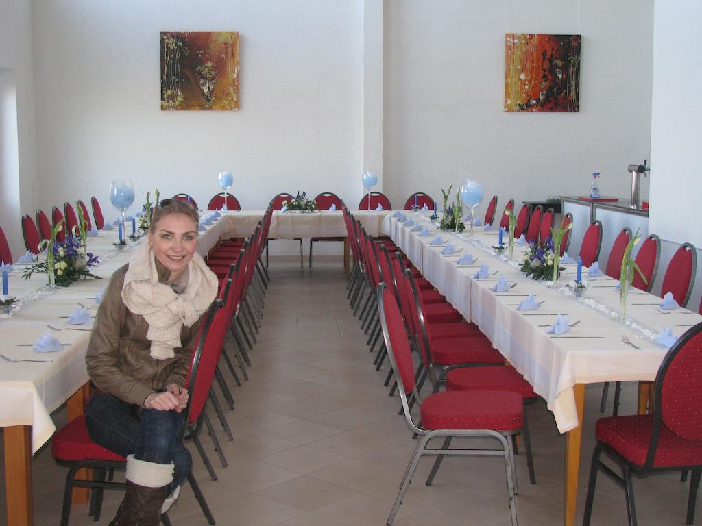 Pension Am Radweg & Ristorante Juani Wriezen エクステリア 写真