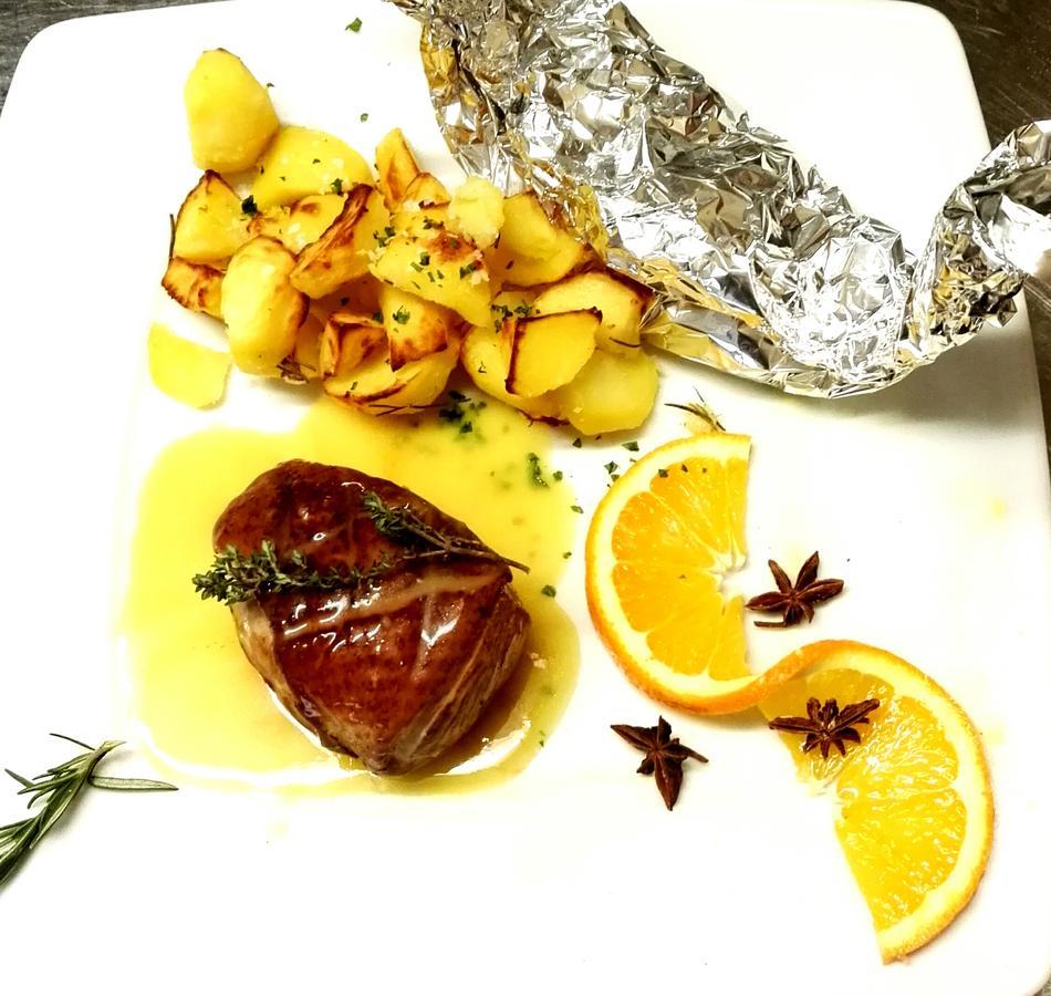 Pension Am Radweg & Ristorante Juani Wriezen エクステリア 写真
